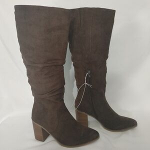 S New Day Brown Knee High Slouch Boots Faux Suede Block Heel Size 6